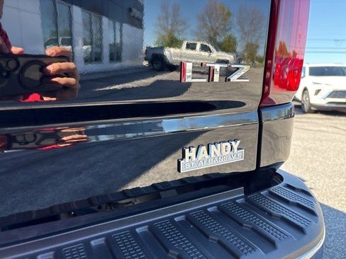 Certified 2023 Chevrolet Silverado 2500 LTZ w/ LTZ Convenience Package image 13