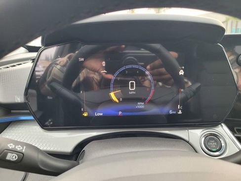 New 2026 Chevrolet Trax LT w/ Driver Confidence Package image 11