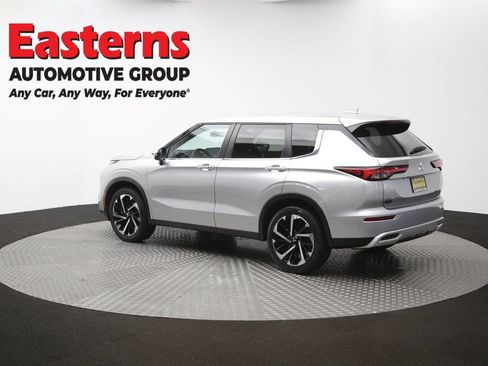 Used 2024 Mitsubishi Outlander SE FWD image 63