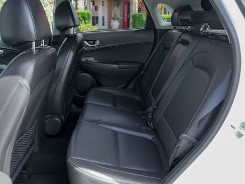 Used 2021 Hyundai Kona Limited FWD image 36