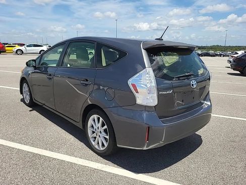 Used 2013 Toyota Prius V Five FWD image 3