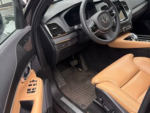 Used 2024 Volvo XC90 B6 Ultimate AWD/4WD image 4
