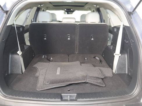 Used 2023 Kia Sorento S w/ Panoramic Sunroof Package AWD/4WD image 50
