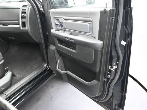 Used 2023 RAM 1500 Classic SLT w/ Trailer & Traction Group AWD/4WD image 7