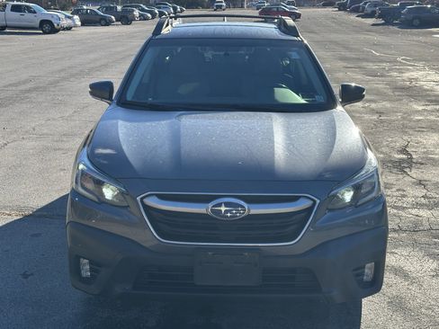 Used 2021 Subaru Outback Premium image 13