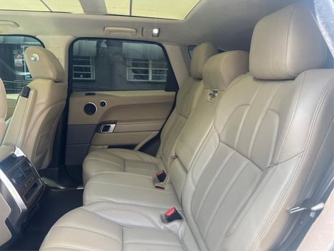 Used 2015 Land Rover Range Rover Sport HSE AWD/4WD image 10