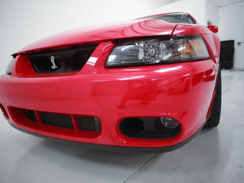 Used 2004 Ford Mustang Cobra RWD image 12