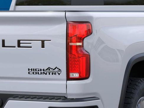 New 2026 Chevrolet Silverado 3500 High Country w/ Technology Package AWD/4WD image 11