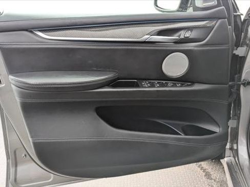 Used 2018 BMW X5 M w/ Executive Package image 13