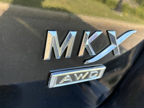 Used 2014 Lincoln MKX AWD w/ Equipment Group 102A image 9