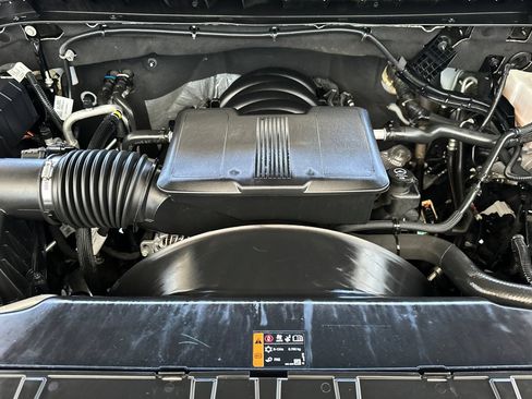 Used 2025 Chevrolet Silverado 2500 LT w/ Convenience Package AWD/4WD image 23