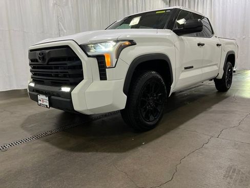 Certified 2023 Toyota Tundra SR5 AWD/4WD image 23
