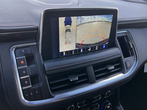 Used 2022 Chevrolet Tahoe RST w/ Luxury Package image 23