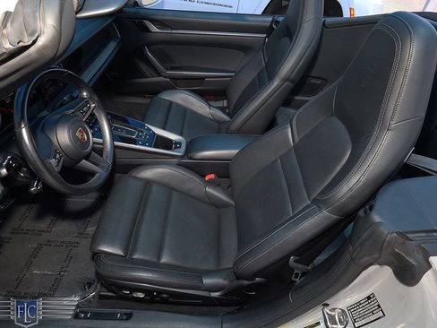 Used 2021 Porsche 911 Carrera image 18