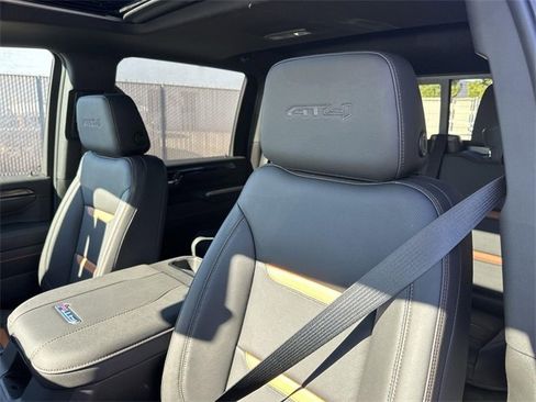 New 2026 GMC Sierra 2500 AT4 w/ AT4 Premium Plus Package image 24