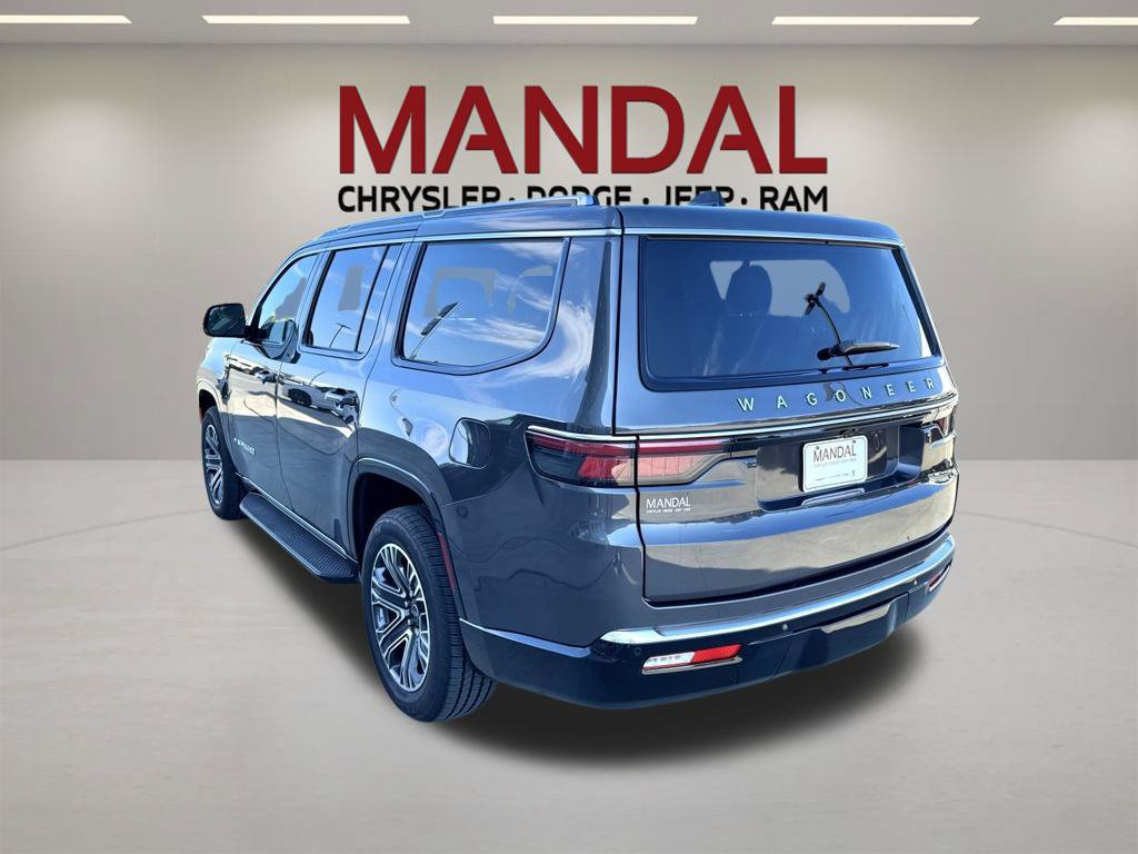 Used 2025 Jeep Wagoneer Series II AWD/4WD image 7