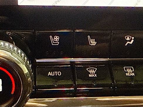New 2026 GMC Canyon AT4 w/ Technology Plus Package AWD/4WD image 20