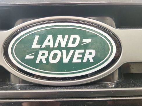 Used 2022 Land Rover Defender 90 V8 image 16