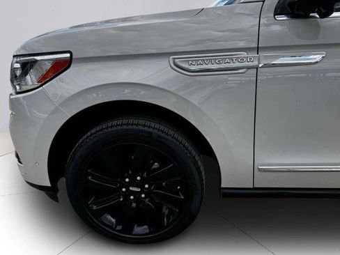 Used 2023 Lincoln Navigator Reserve RWD image 62