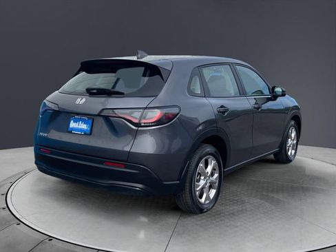 Certified 2024 Honda HR-V LX image 5