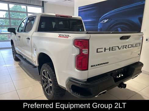 Used 2024 Chevrolet Silverado 1500 LT Trail Boss w/ Convenience Package II image 2
