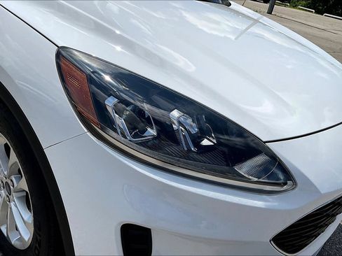 Used 2021 Ford Escape SE FWD image 26