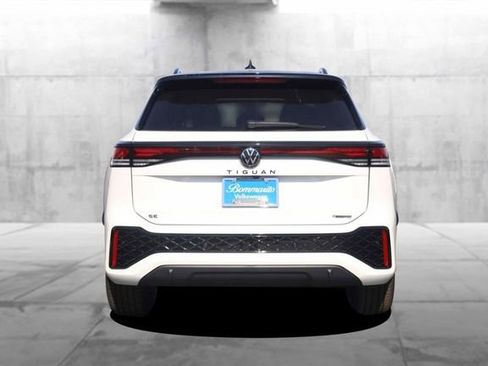 New 2026 Volkswagen Tiguan SE R-Line image 6