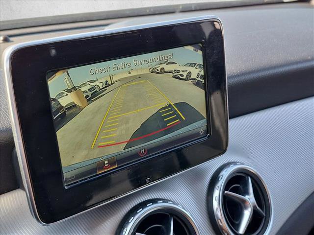 Used 2016 Mercedes-Benz GLA 250 image 12