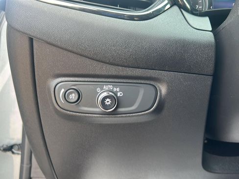 Used 2023 Chevrolet Equinox RS AWD/4WD image 14