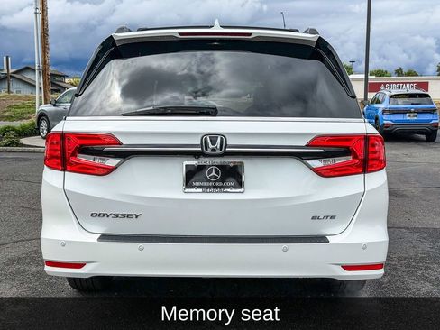Used 2022 Honda Odyssey Elite image 8