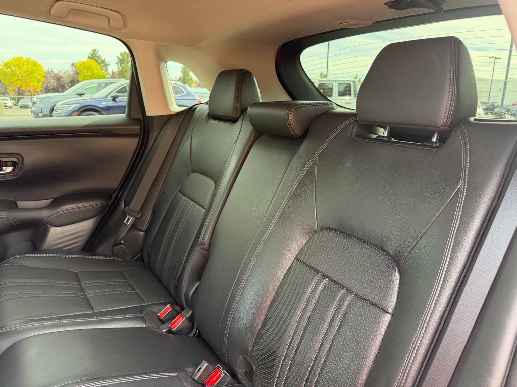 Used 2024 Honda HR-V EX-L image 30