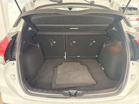 Used 2024 Nissan Kicks SR w/ SR Premium Package image 26