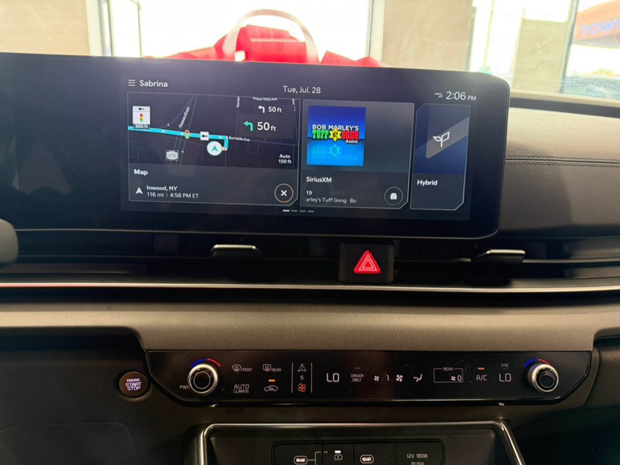 Used 2025 Kia Carnival EX FWD image 50