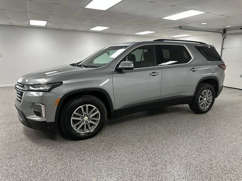 Used 2023 Chevrolet Traverse LT AWD/4WD image 4