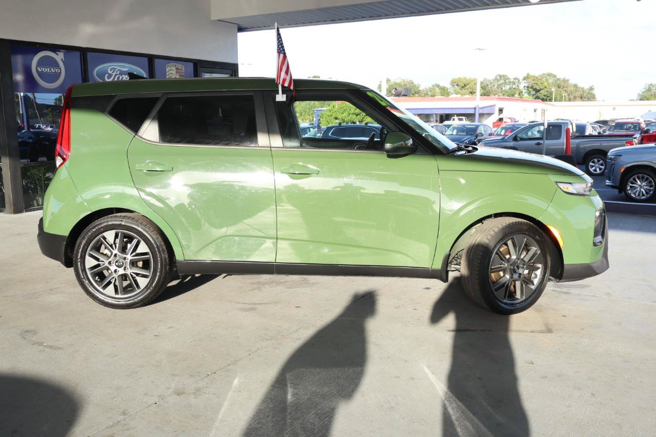 Used 2021 Kia Soul EX FWD image 6
