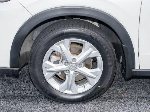 Certified 2024 Honda HR-V LX image 39