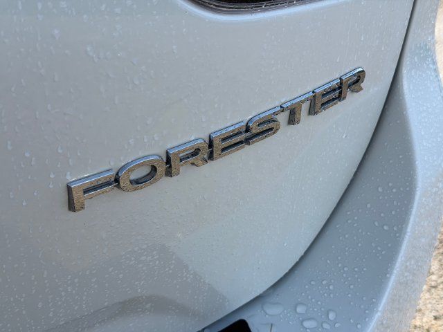 Used 2020 Subaru Forester Premium AWD/4WD image 14