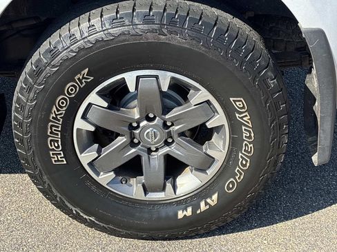 Used 2019 Nissan Frontier PRO-4X AWD/4WD image 19