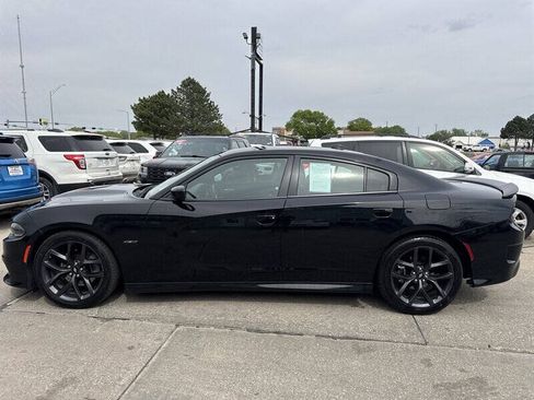 Used 2019 Dodge Charger R/T w/ Driver Confidence Group RWD image 3
