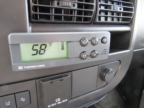 Used 2024 Chevrolet Express 3500 w/ Power Convenience Package RWD image 29