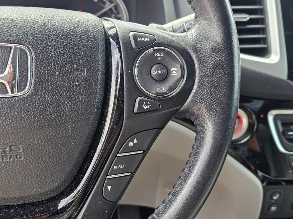 Used 2016 Honda Pilot Elite image 38