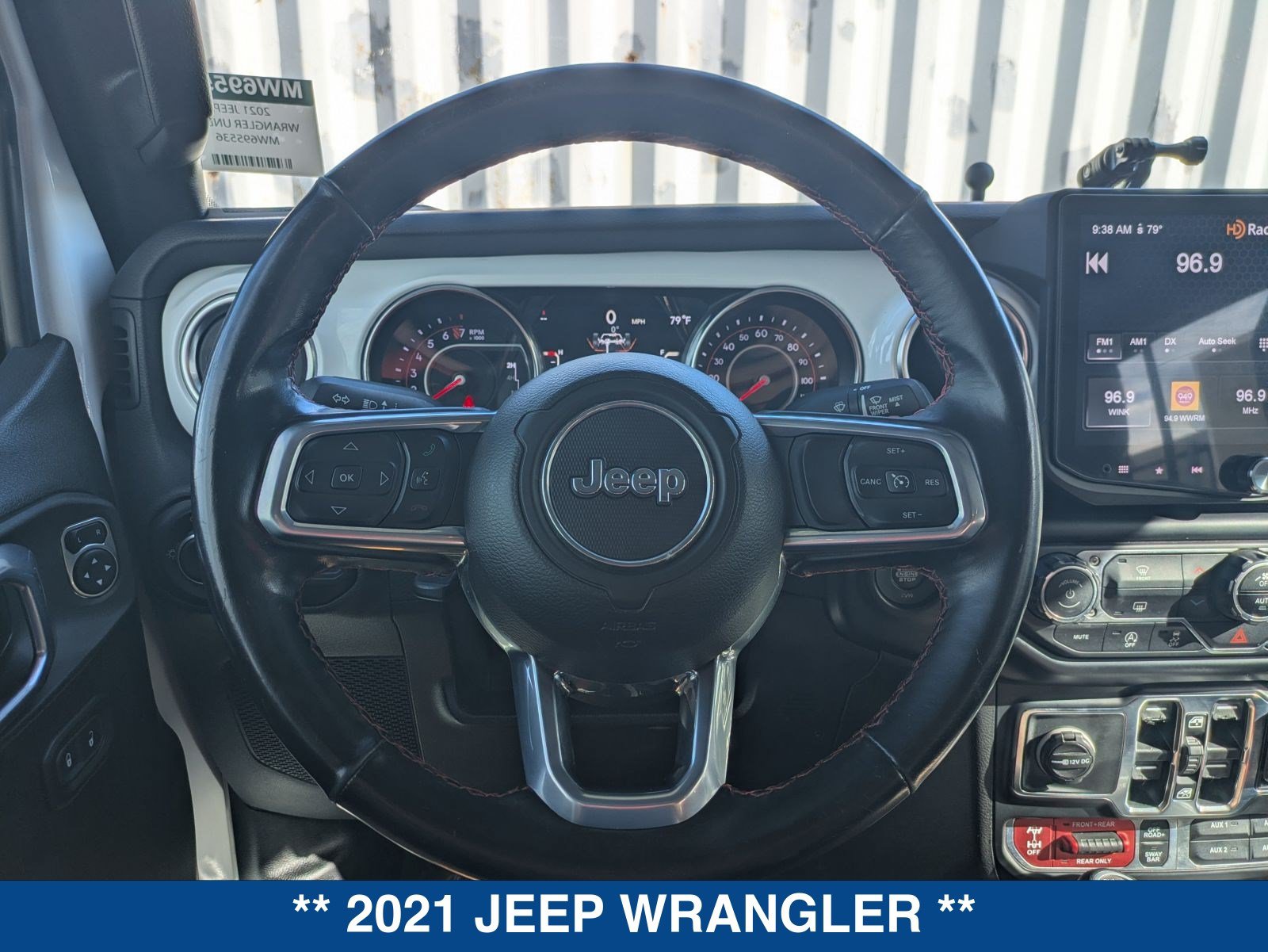 Used 2021 Jeep Wrangler Unlimited Rubicon AWD/4WD image 27