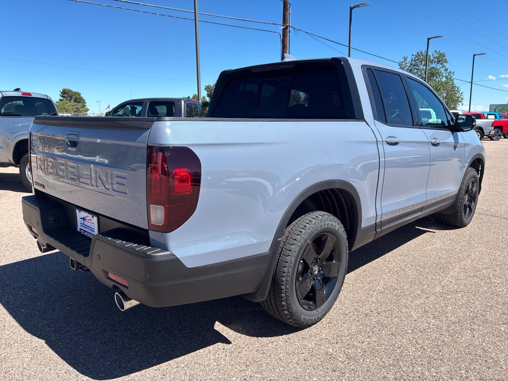 New 2026 Honda Ridgeline Black Edition image 5
