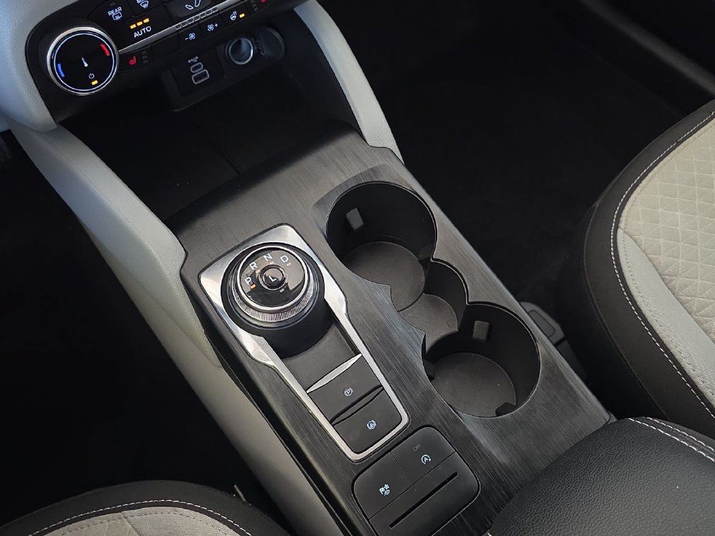 Used 2024 Ford Escape Active w/ Cold Weather Package FWD image 26
