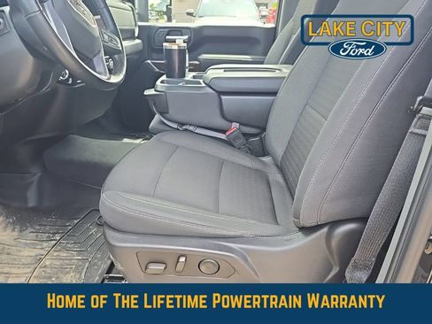 Used 2024 GMC Sierra 3500 SLE w/ SLE Convenience Package AWD/4WD image 9
