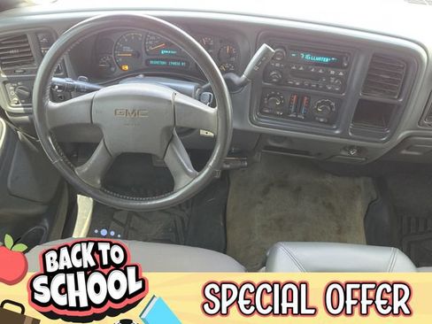 Used 2005 GMC Sierra 2500 SLE w/ Heavy-Duty Power Package AWD/4WD image 28
