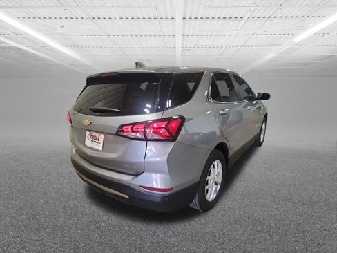 Used 2024 Chevrolet Equinox LT image 6