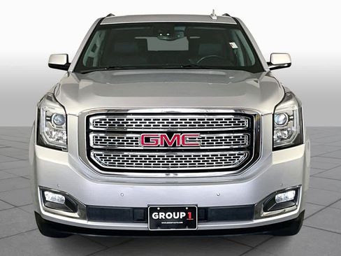 Used 2018 GMC Yukon SLT w/ Open Road Package image 4