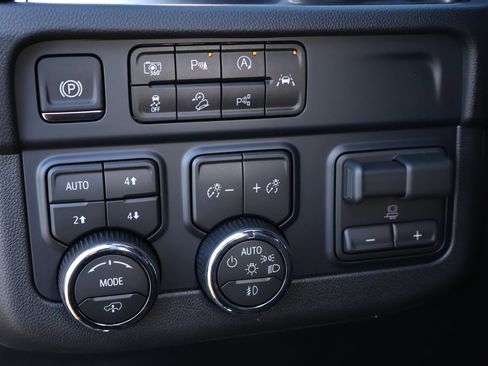 New 2026 Chevrolet Suburban RST w/ Advanced Technology Package image 14