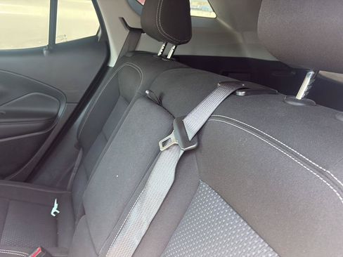 Used 2023 GMC Terrain SLE w/ Driver Convenience Package FWD image 12